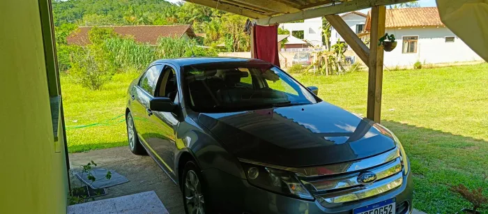 Ford Fusion SEL 3.0 V6 AWD 24V 243cv Aut. 2011
