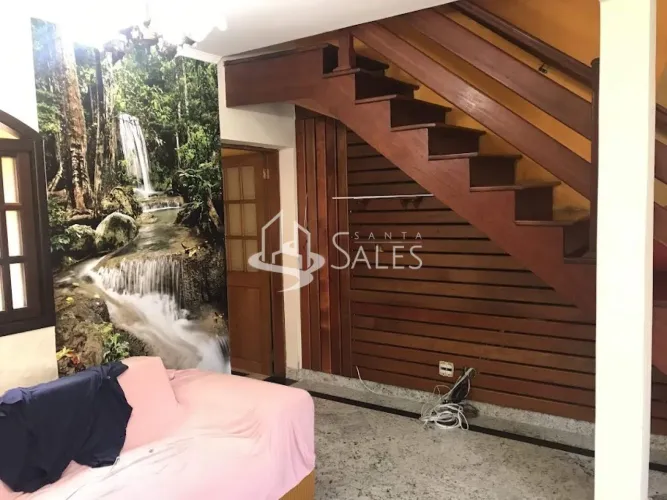 Casa à venda em São Paulo-SP, Bela Vista: 3 quartos, 2 salas, 2 banheiros, 1 vaga de garag