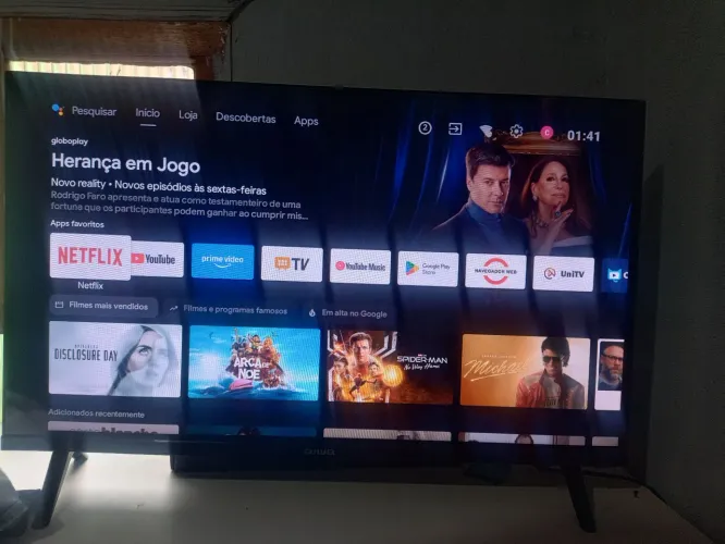 VENDO OU TROCO TV 32 POLEGADAS SMART MARCA IAWA NOVA 600 OU POR UM IPHONE 11 NA TROCA
