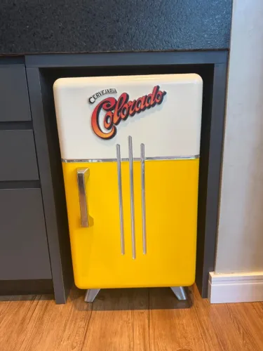 Cervejeira retro Colorado