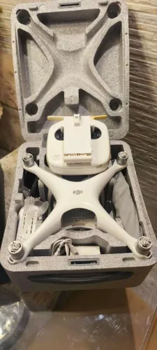 Vendo ou troco DJI PHANTOM 4