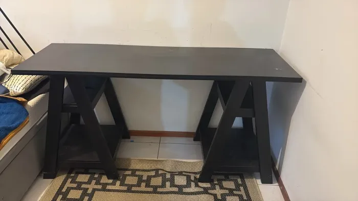 Mesa em bom estado