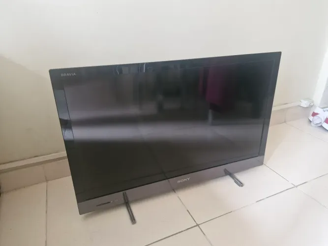 Tv LCD Sony Bravia 40" - Leia