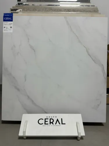 Piso cerâmico tamanho 62x120