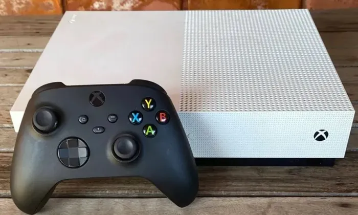 Vendo Xbox One S
