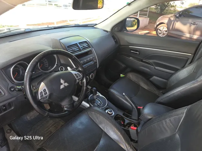 Mitsubishi ASX 2.0 16V 4X4 160cv Aut. 2011