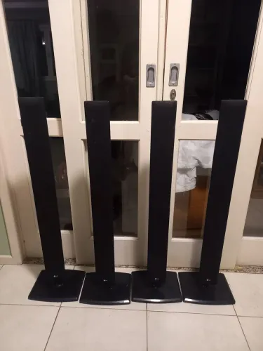 Caixa de som para home theater em ótimo estado