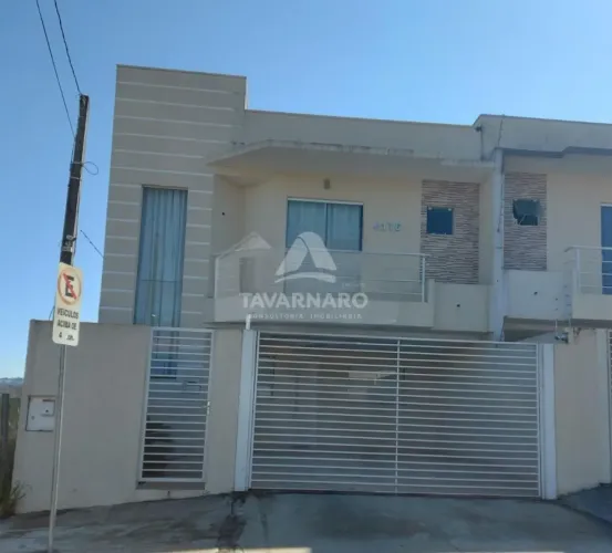 Sobrado Geminado em Ponta Grossa