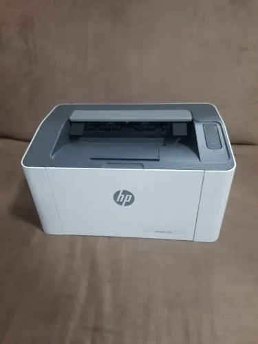 Impressora laser HP 107A breto e branco usada