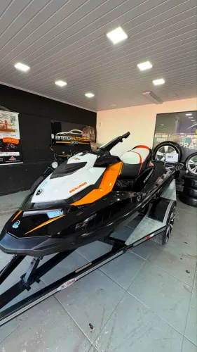 Jet ski mais novo de Brasilia com carreta 