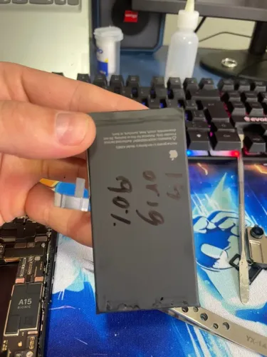 Bateria iPhone 14 Original Retirada c/ garantia