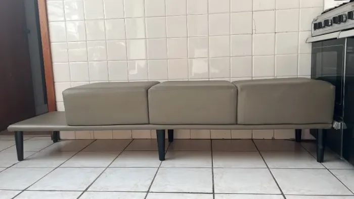 Banco recepção courino fendi