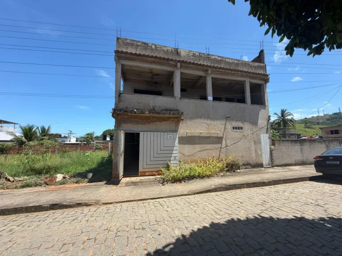 CASA EM ITAPERUNA