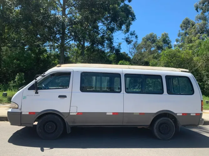 Kia Motors Besta GS Grand 3.0 8V 16L Diesel 2000