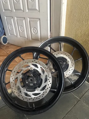 Rodas da fazer FZ25 2025