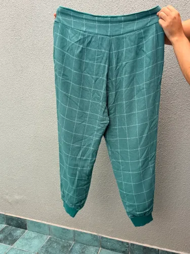 Calça Feminina Verde Quadriculada Tamanho G