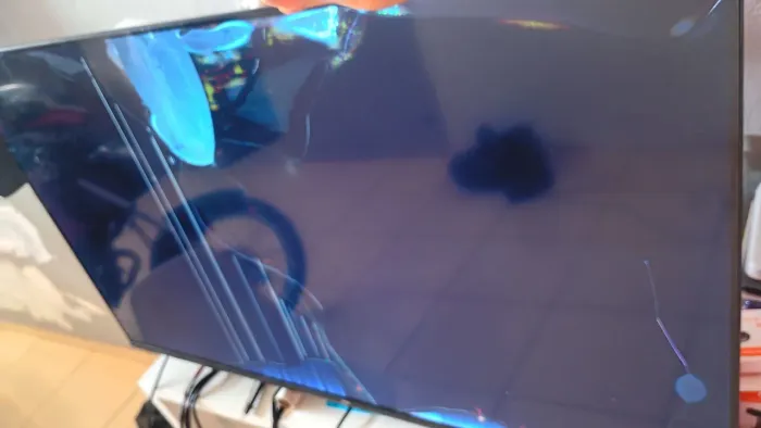 Smartv TCL Semp com defeito 