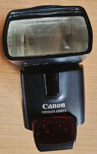 Flash Sapata Canon Speedlite 430EX II Dedicado