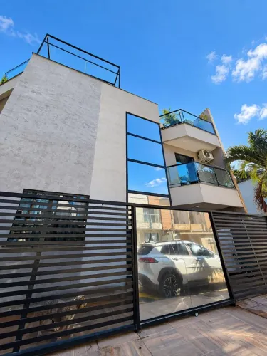 BELÍSSIMA CASA TRIPLEX VARGEM GRANDE<br>