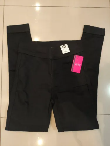Calça preta beidê nova!