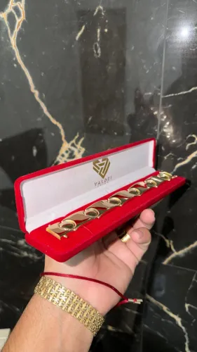 VENDO OU TROCO BRACELETE EM OURO 18K, PESANDO 30 GRAMAS, COM 15 MM DE LARGURA E 19CM COMPR