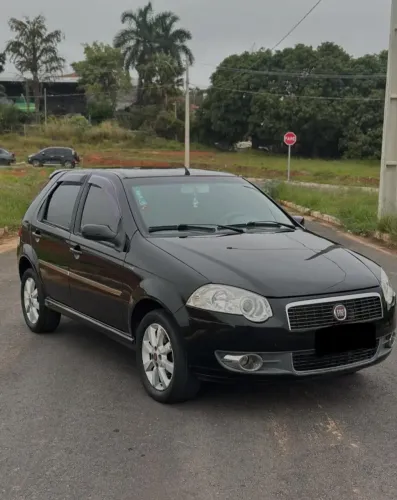 Fiat Palio Essence 1.6 Flex 16V 5P 2011