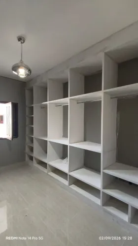 Guarda-roupa de GESSO sobre medida 