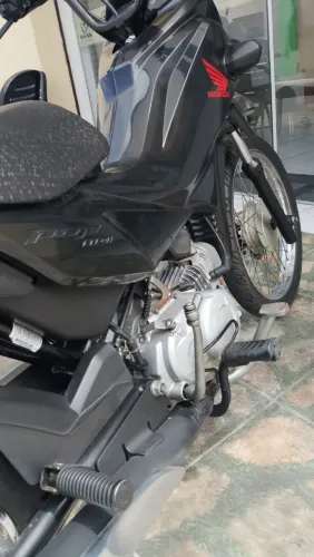 Honda Pop moto de garagem conservadissima