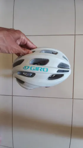 Capacete Ciclismo Giro Vasona Usado