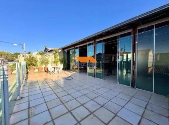 casa de 4 quartos bairro Serrano em Belo Horizonte