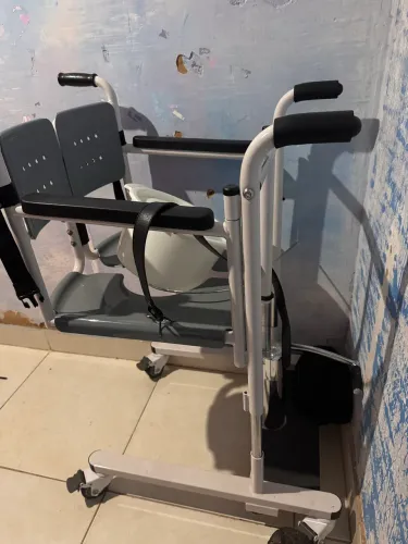 Cadeira de transferência hidráulica 135kg Med3030