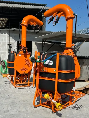 Pulverizador canhão 600 Litros Trator