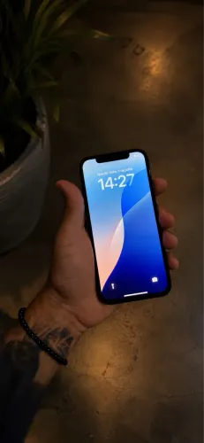 iPhone 12 64 GB