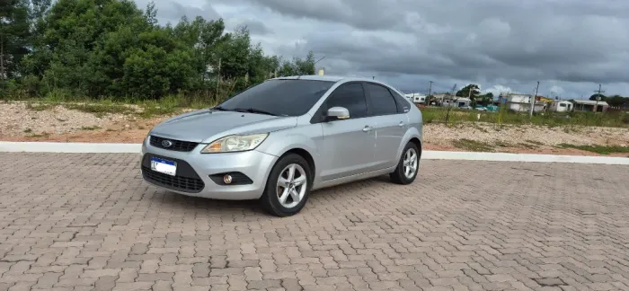 Ford Focus 1.6 S/se/se Plus Flex 8v/16v 5P 2011