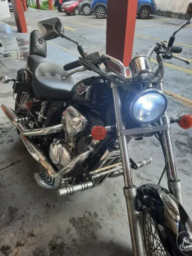 Moto Honda Shadow 600 cilindradas ano 1999