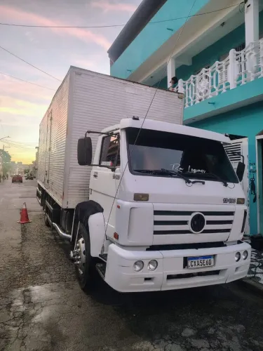 13180 no baú 7 MT chama