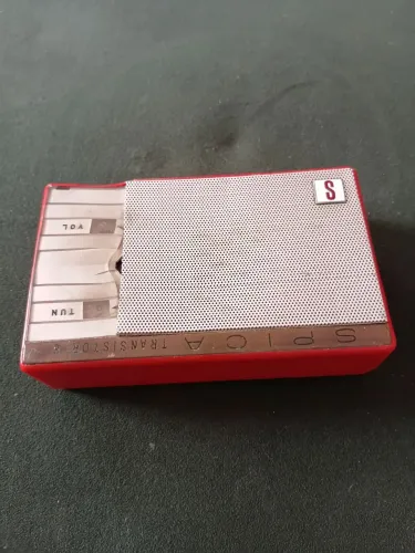 Rádio antigo a pilha