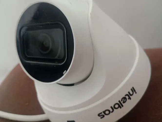 Vendo 03 câmeras ip dome Intelbras VIP 