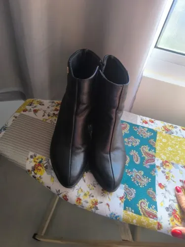 Bota feminina - Via Marte n° 39/40