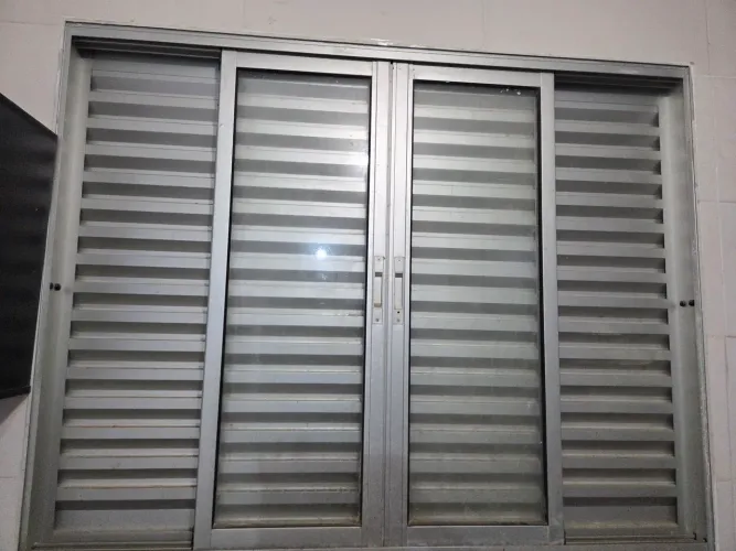 Janela sasazaki 120A 150L