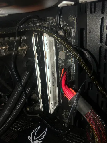 Memória Crucial Ballistix 16gb 2400mhz  2x8gb