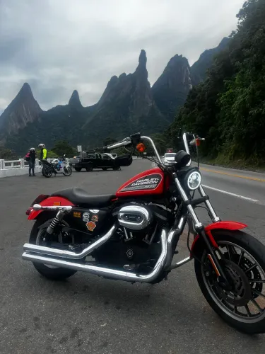 Harley Davidson 883 