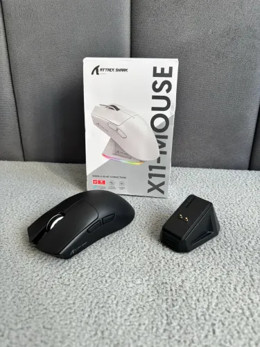 Mouse sem fio Attack Shark X11 com dock