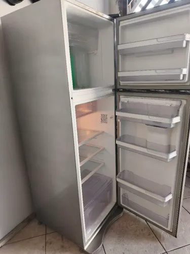 Geladeira Eletrolux Dw42x