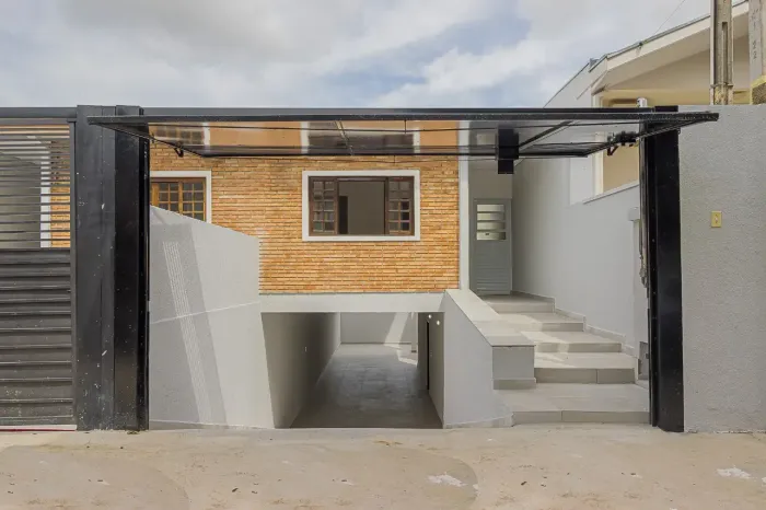 Casa para venda com 100 metros quadrados com 2 quartos