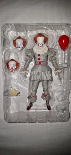Neca toys ultimate pennywise 2017