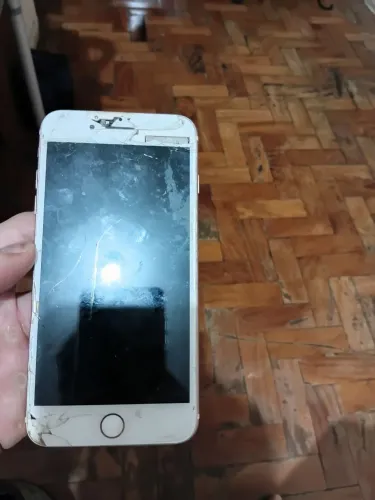IPhone 7 rosa s 128 com tela display quebrado 
