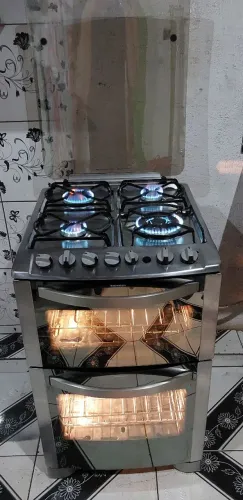 Lindo fogão Electrolux inox espelhado de 2 forno com trilha chama automático