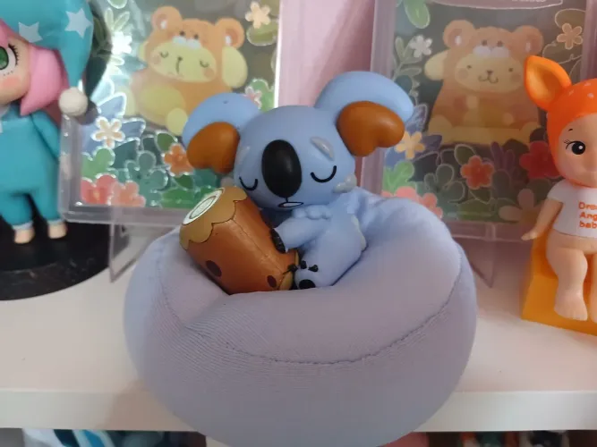 KOMALA POKÉMON FIGURE