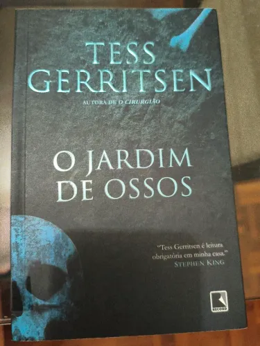 O Jardim de Ossos